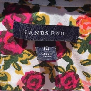 Beautiful floral button down. No iron cotton 💐